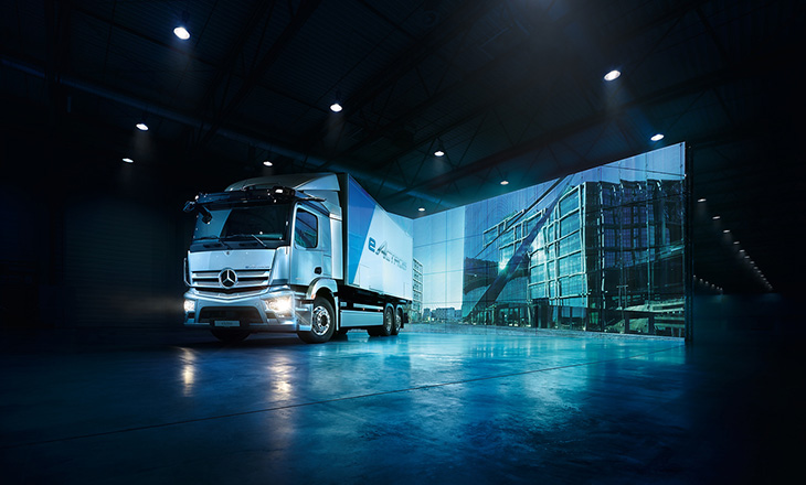 مرسيدس بنز تعتزم طرح شاحنات eActros الكهربائية للمرة الأولى في المملكة